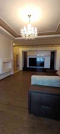 Сдам 3-х комн в Новостройке в Киевском р-не. Ремонт. Есть всё необходимое. Парковкоместо в паркинге. Донецк