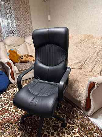 Стул кожаный Макеевка