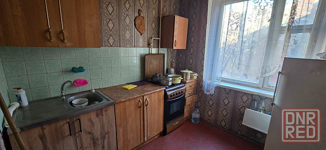Сдаётся 3-комнатная квартира на длительный срок г. Макеевка, Червоногвардейский район Донецк - изображение 1