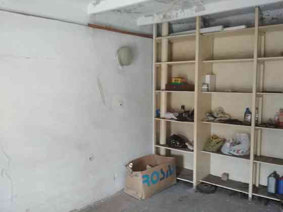 Продам гараж 440к.р. торг стадион шахтер. Донецк