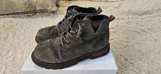 Ботинки осенние р.35 Донецк
