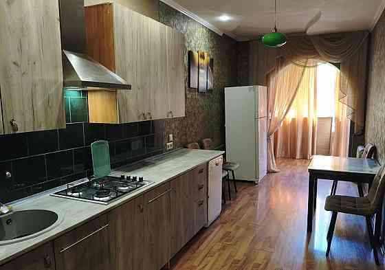 Сдаю двухкомнатную квартиру 65.0 м² этаж 4, город Донецк, Киевский район Донецк