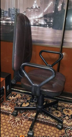 Кресло компьютерное. на роликах, Донецк