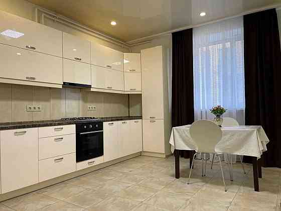 Сдам 2-х комн. квартиру в Центральном районе(Кирова) Мариуполь