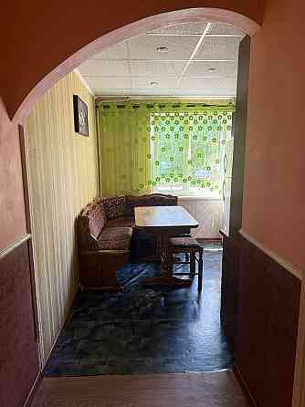 Продам 3-х.комнатную квартиру Петровский район "Тихий" 1/9 Донецк