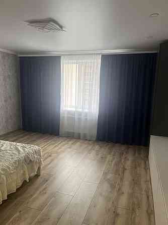 Хорошая квартира на долгий срок Мариуполь