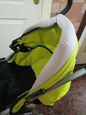 Продам детскую прогулочную коляску Донецк