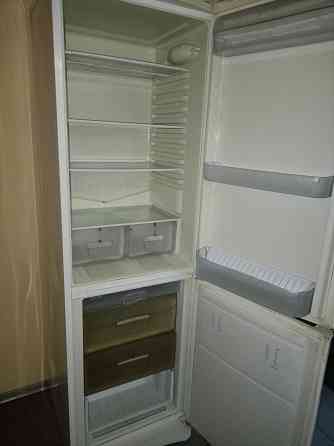 Продам холодильник indesit Донецк