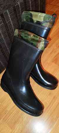 Резиновые сапоги черного цвета р.39 Донецк