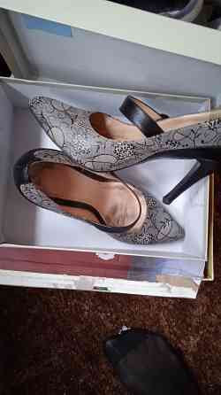 Стильная обувь в отличном состоянии Донецк