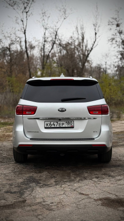 Продам Kia Sedona Донецк