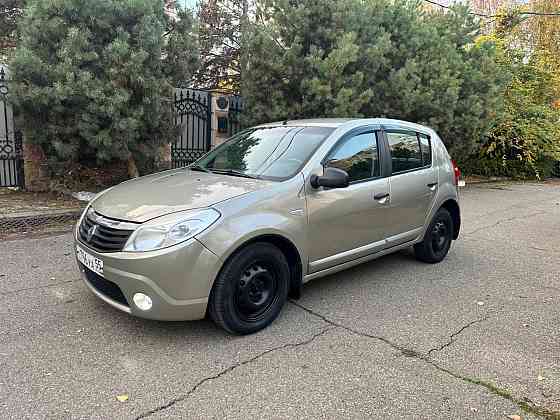 Renault Sandero, 1.6 AT, 103л.с Донецк