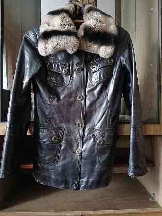 Одежда верхняя зимняя, демисезонная, подростковая девичья Макеевка