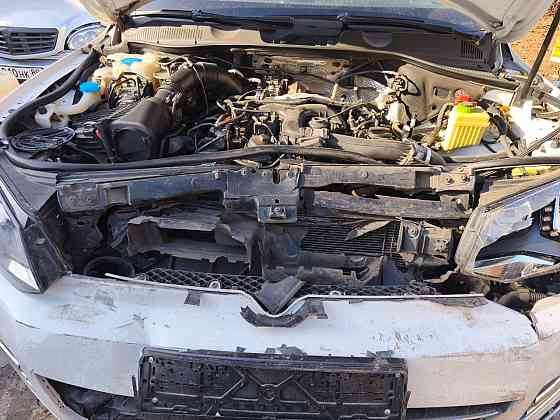 Продам автомобиль под востановление Донецк