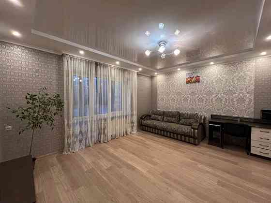 Сдается комфортная и просторная 2-к квартира по ул. Университетской Ориентир: ДонГУ Донецк