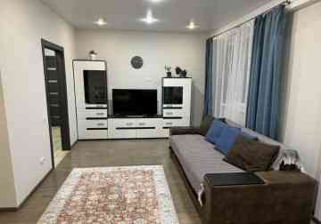 дается шикарная однокомнатная квартира после капитального косметического ремонта, Донецк