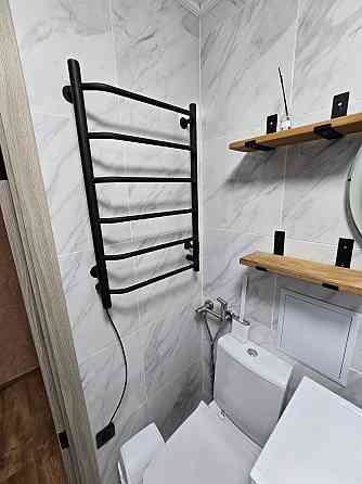 Торез, центр, продаётся 2х ком. квартира, Торез