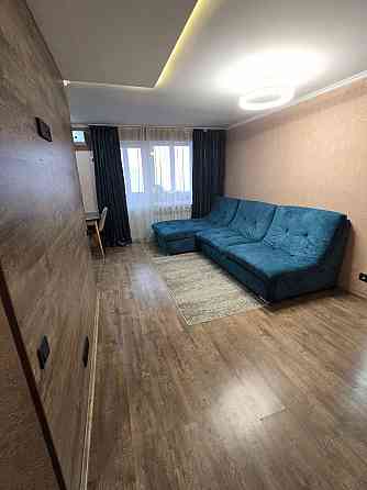 Торез, центр, продаётся 2х ком. квартира, Торез