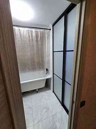 Торез, центр, продаётся 2х ком. квартира, Торез