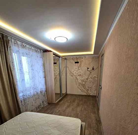 Торез, центр, продаётся 2х ком. квартира, Торез