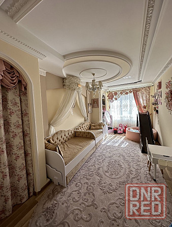 Сдам 3 к.кВ, Ворошиловский р-н, проспект Ватутина 22, вид на кинотеатр Звездочка Донецк - изображение 4