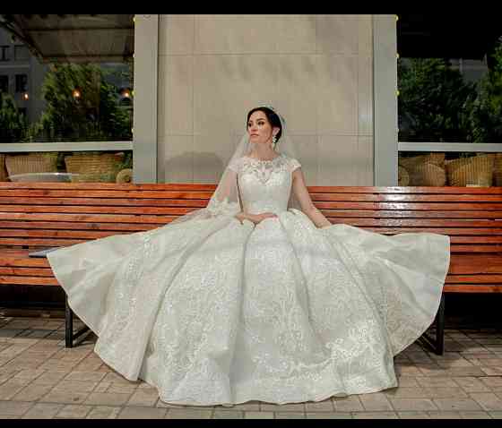 Нереально красивое свабедное платье Донецк