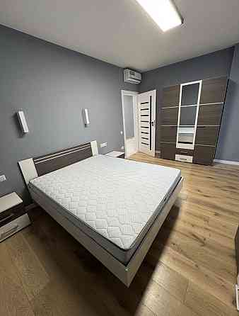 Сдам 3 к.кВ, Калининский р-н, ул.Овнатаняна, вид на парк Гулливер и б-р Шевченко Донецк