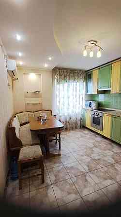 Продаётся 3х комнатная крупногабаритная квартира. Мариуполь