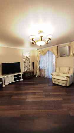 Продаётся 3х комнатная крупногабаритная квартира. Мариуполь