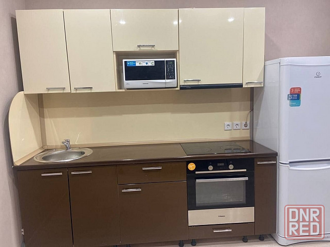 Сдам однокомнатную в Пролетарском районе Донецк - изображение 1