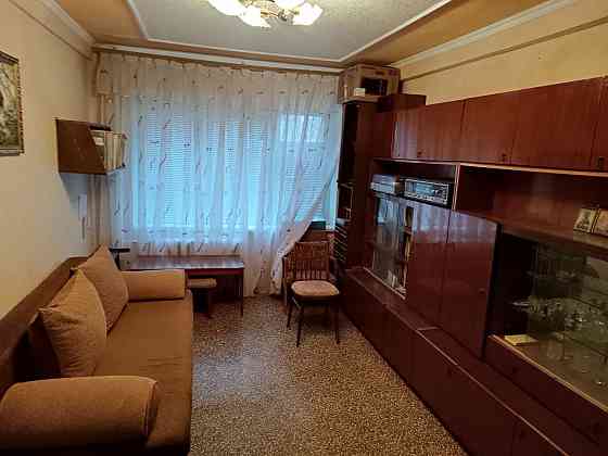 ППродам 2-комн. квартиру возле Пролетарского исполкома, ул. Армавирская. Донецк