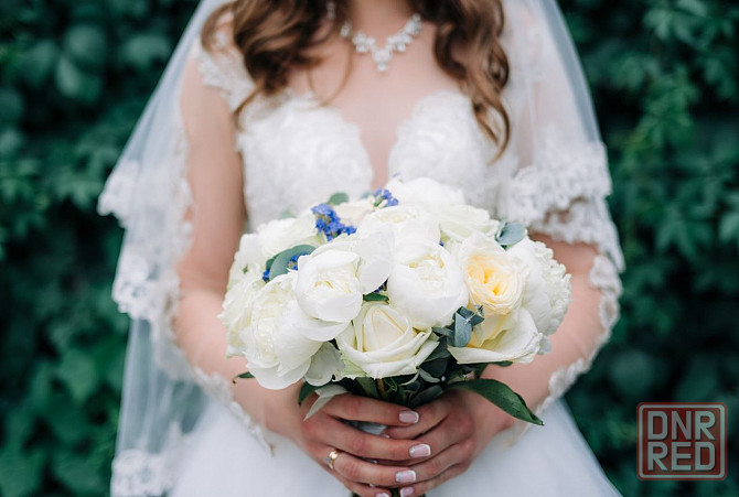 Свадебное платье 44 размер Донецк - изображение 1