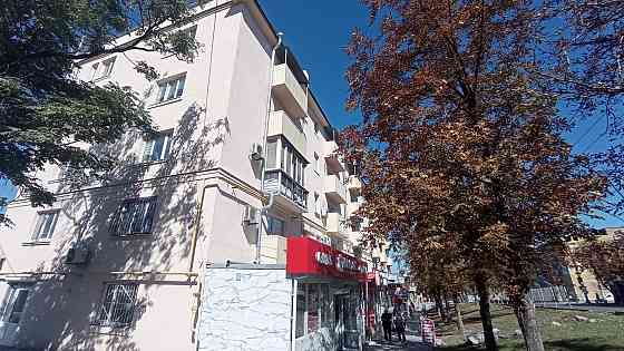 Продается уютная трёхкомнатная квартира по ул. Металлургов возле центрального рынка Мариуполь