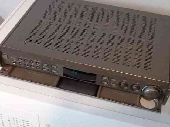 Усилитель с тюнером Marantz SR-1041 (made in Japan) Макеевка