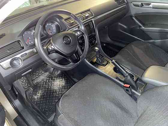 Volkswagen Passat 1.8 Донецк