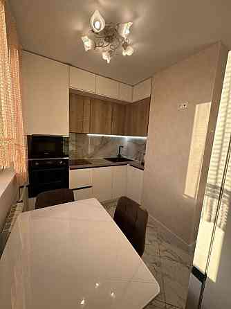 Сдается однокомнатная квартира в Ворошиловском районе на Набережной! Донецк