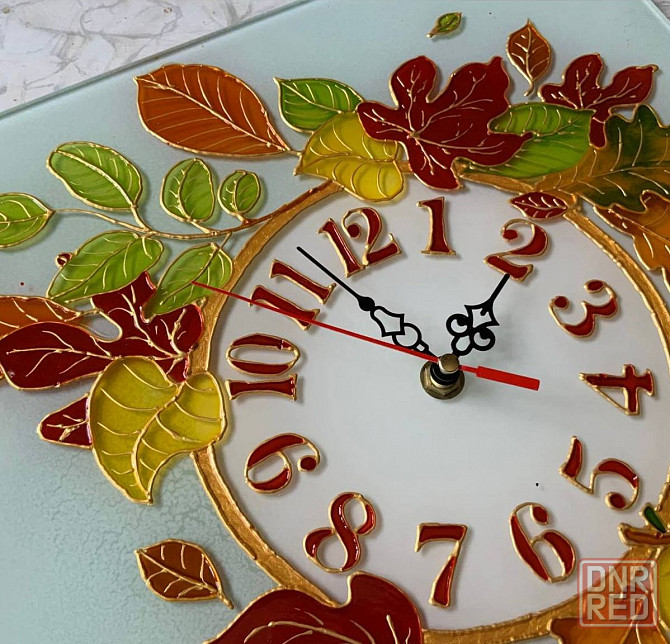 Часы "Осень", 31 на 31 см. Новые. Витражная роспись по стеклу. Донецк - изображение 3