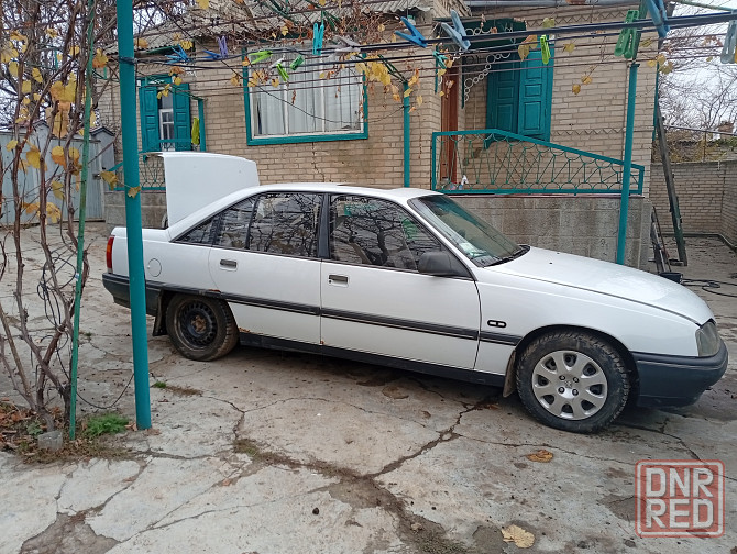Продам Опель омега 1990 на ходу укр. Регистрация Амвросиевка - изображение 4