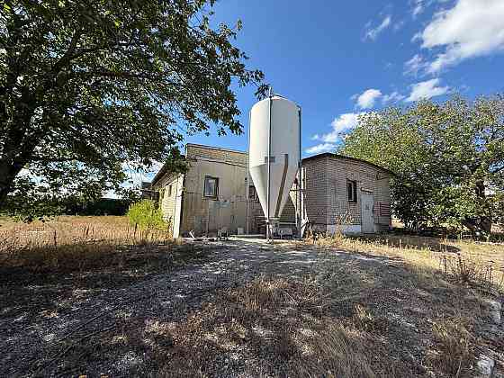 Продажа свинокомплекс полного цикла Донецк