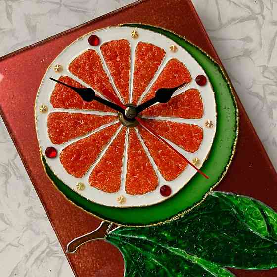 Часы "Грейпфрут", 25 на 13 см. Донецк