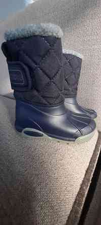 Продам сапоги резиновые утепленные Chicco Донецк