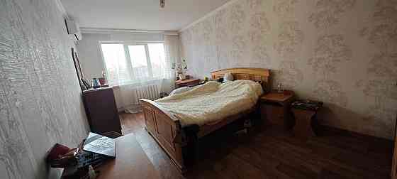 Продам 3-комнатную квартиру в г. Харцызске, район 24 школы Харцызск