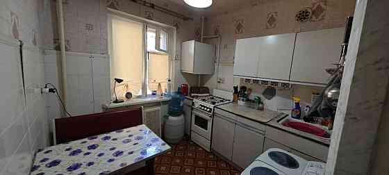 Продам 2-комнатную квартиру с гаражом в г. Зугрэс, ул. Карла Маркса Зугрэс