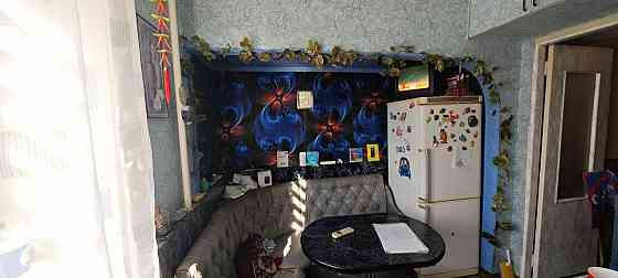 Продам 2-комнатную квартиру с гаражом в г. Зугрэс, ул. Калинина Зугрэс