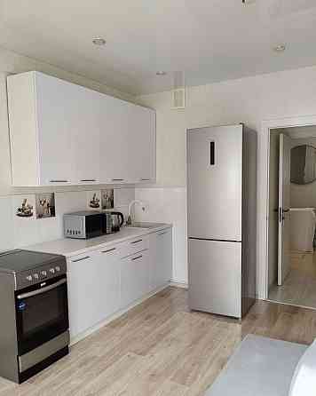 Предлагаю в аренду однокомнатную квартиру с хорошим ремoнтом,расположенную в Ворошиловском районе. Донецк