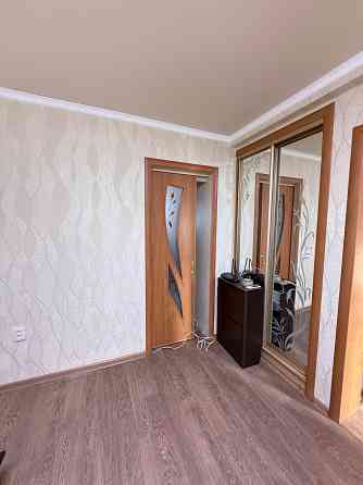 Продам 2 ком. кв-ру Макеевка 10 магазин ориентир маг.Влад Макеевка