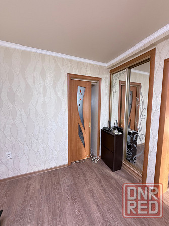 Продам 2 ком. кв-ру Макеевка 10 магазин ориентир маг.Влад Макеевка - изображение 2