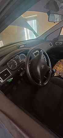 Продам машину Макеевка