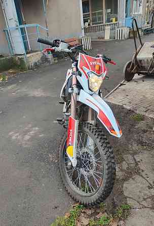 Продам срочно: мотоцикл sycmcc 300 эндуро цена 100 тыс пробег 130 км гор не видел ездил пару ра прод Мариуполь