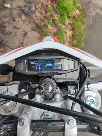 Продам срочно: мотоцикл sycmcc 300 эндуро цена 100 тыс пробег 130 км гор не видел ездил пару ра прод Мариуполь